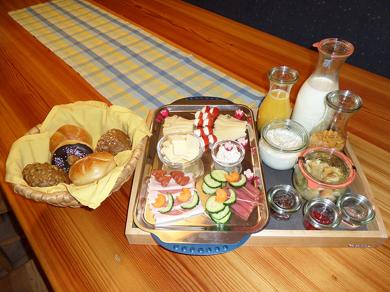 Frühstück am Rohrerhof Frühstück am Rohrerhof
